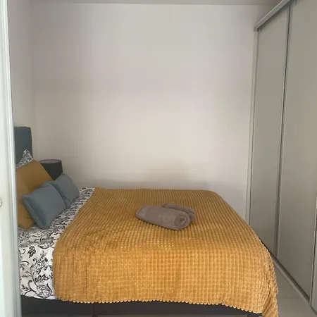 Nowoczesny Przy Plazy Terra La Matta